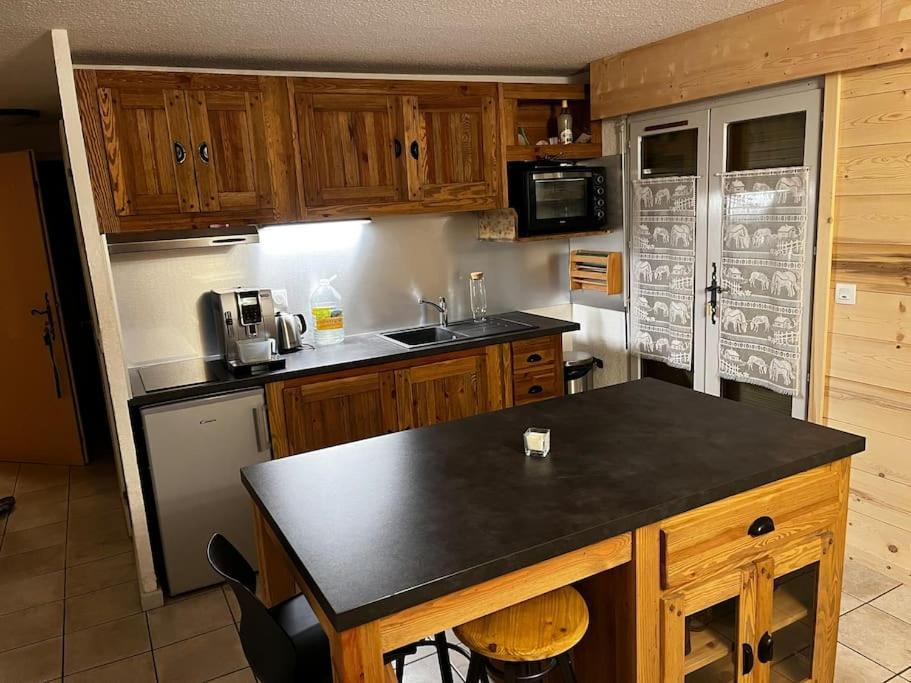Appartement Au Pied Des Pistes コンブルー エクステリア 写真